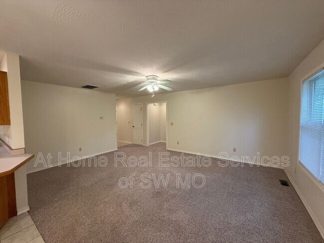 Photo - 1082 S Elder Ave
