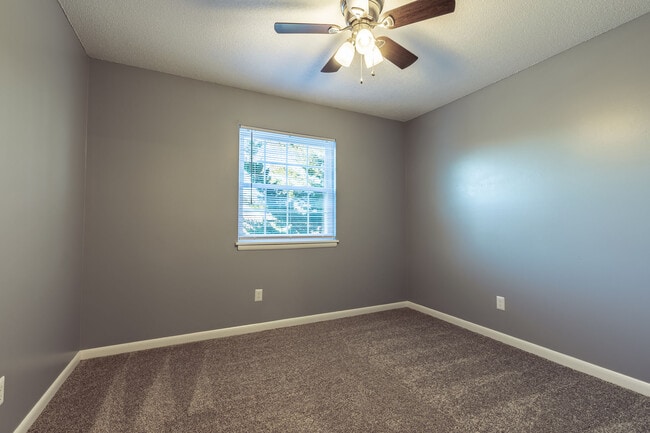 Indian Hills Apartment Homes