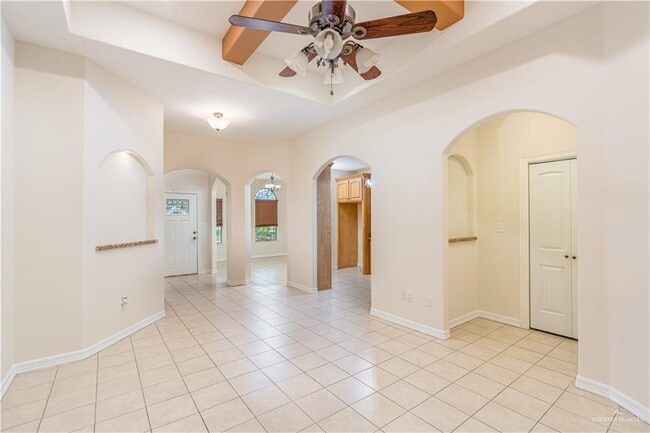 Photo - 14 Bold Ruler Ave