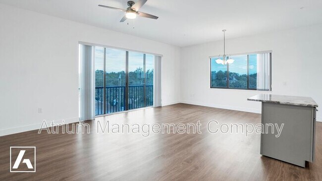 Photo - 100 N Dewey St Unit 303