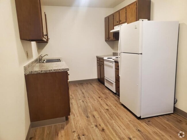 Building Photo - 1320 9th St S Rental