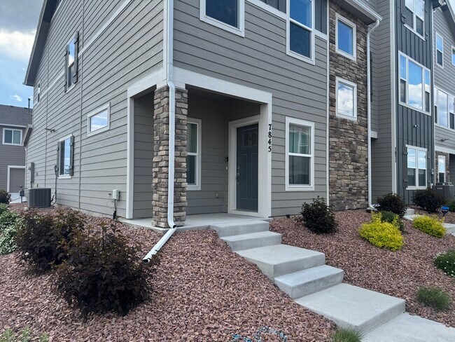 Building Photo - 7845 Tuttle Vw