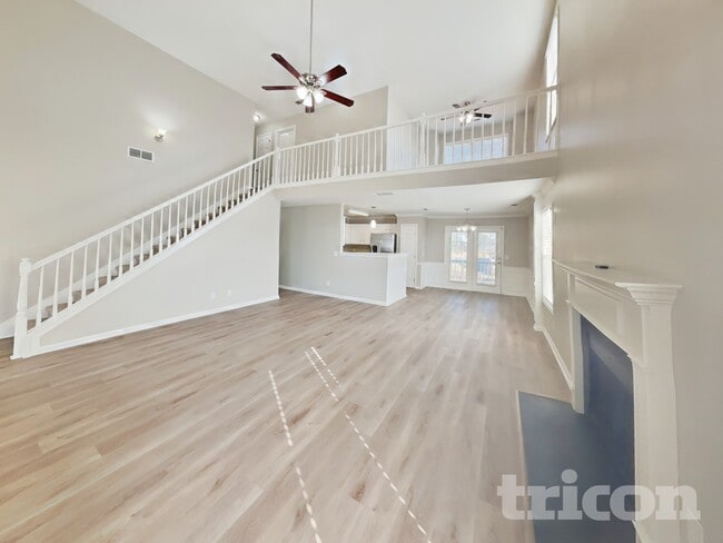 Photo - 129 Mary Joe Martin Dr