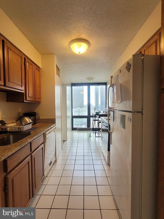 Photo - 2020 Walnut St Unit 22H