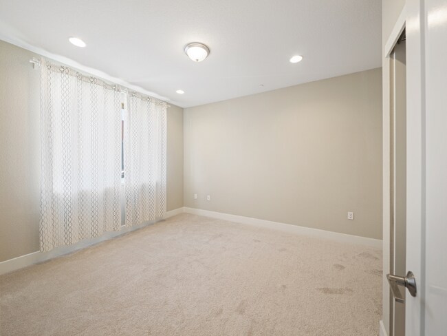 Photo - 6006 Charlotte Dr