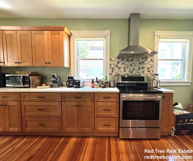 Photo - 23-25 Fuller St. Unit 1 Unit 1