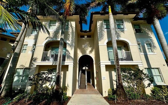 Building Photo - 11603 NW 89th St Unit AW110 Rental