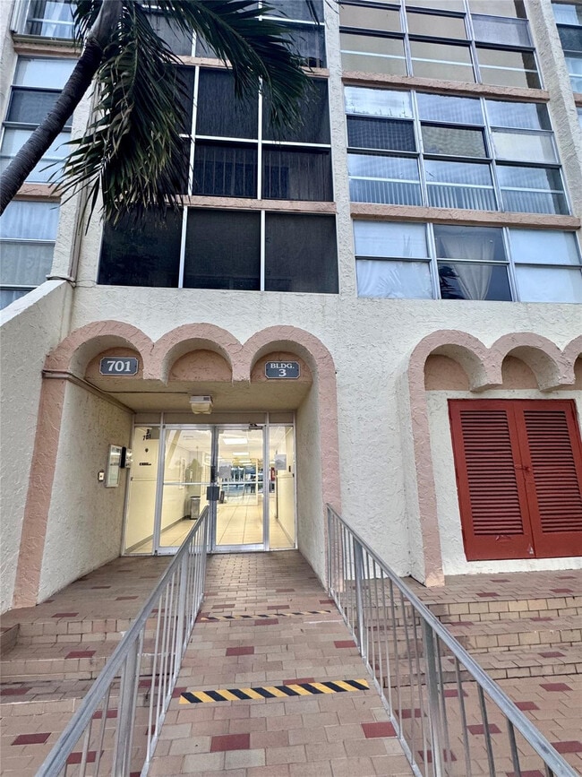 Photo - 701 Three Islands Boulevard Unit 215