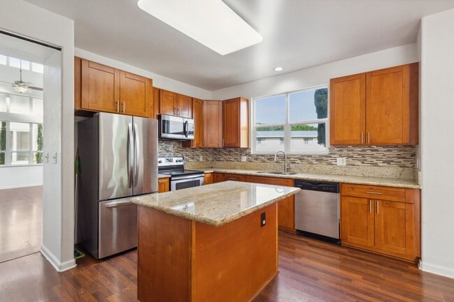 Photo - 4 Bed, Pet Friendly Kapolei Home