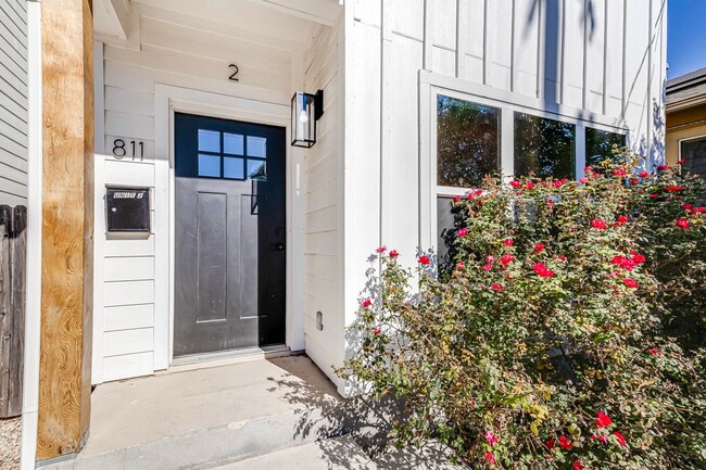 Photo - 811 Nevada St