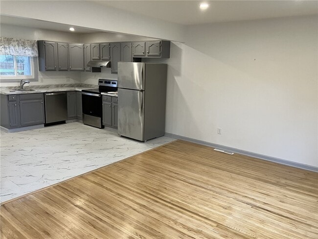 Photo - 46 Sienna Dr