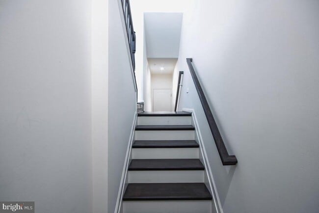 Photo - 9920 -B Sir Barton Wy