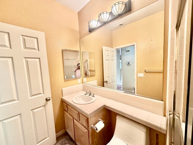 Photo - 4030 Bouquet Park Ln