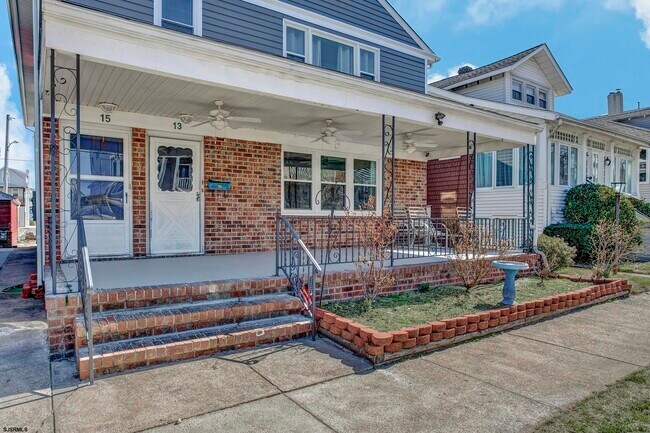 Photo - 13 N Victoria Ave