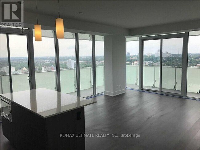 Photo - 200 Bloor St W Unité 2806