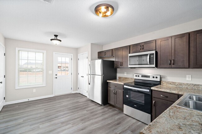 Photo - Professional Park Dr - 931