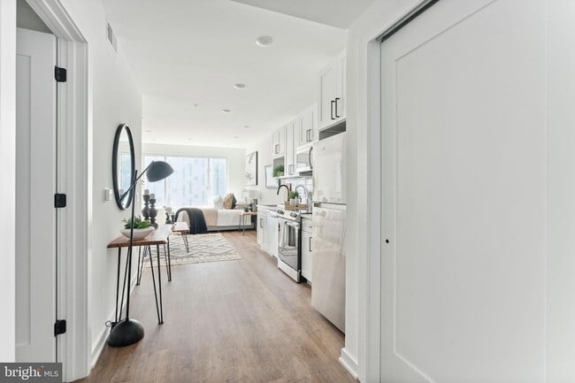 Photo - 5904 Germantown Ave Unidad 206