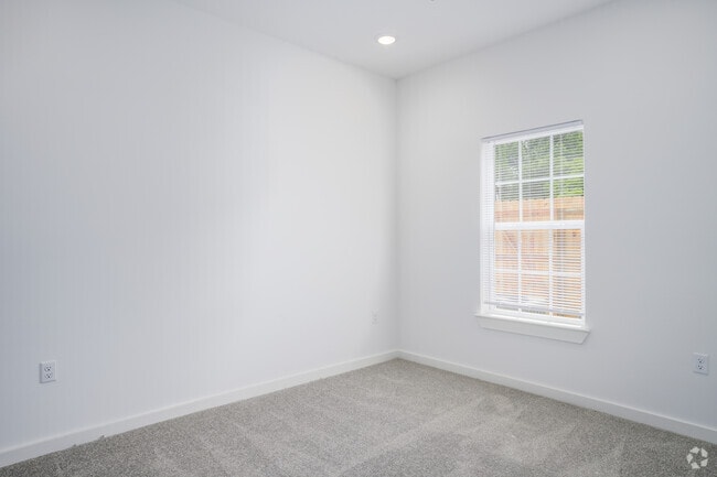 2BR, 2BA - 991SF - Second Bedroom