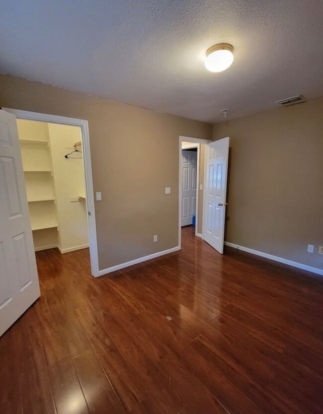 Photo - 2249 Fallwater Ln