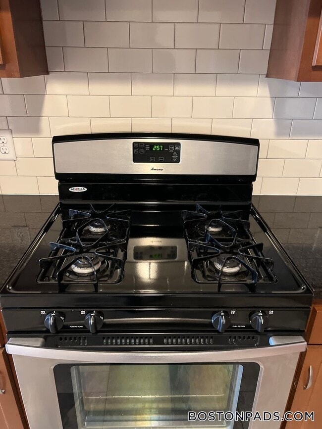 Photo - 144 Stevens St Unit 11