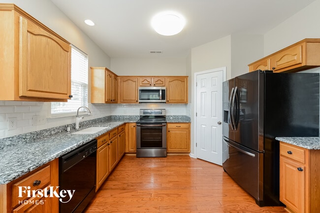 Photo - 6063 Willomere Cir