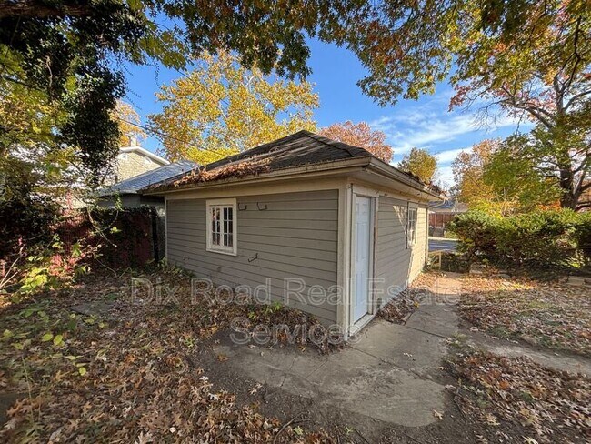 Photo - 107 Edgewood Ave