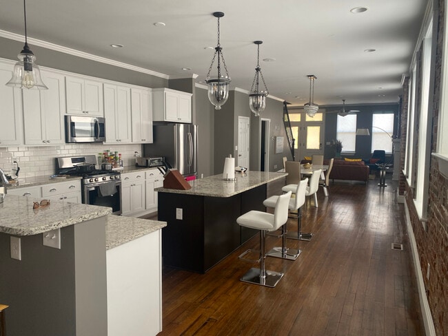 Photo - 3429 Missouri Ave