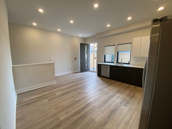 Photo - 1506 N 8th St Unidad 3