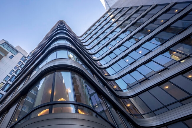 Building Photo - Oskar Luxury Apartments