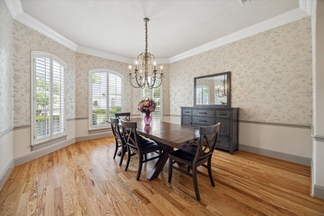 Photo - 718 Marywood Chase