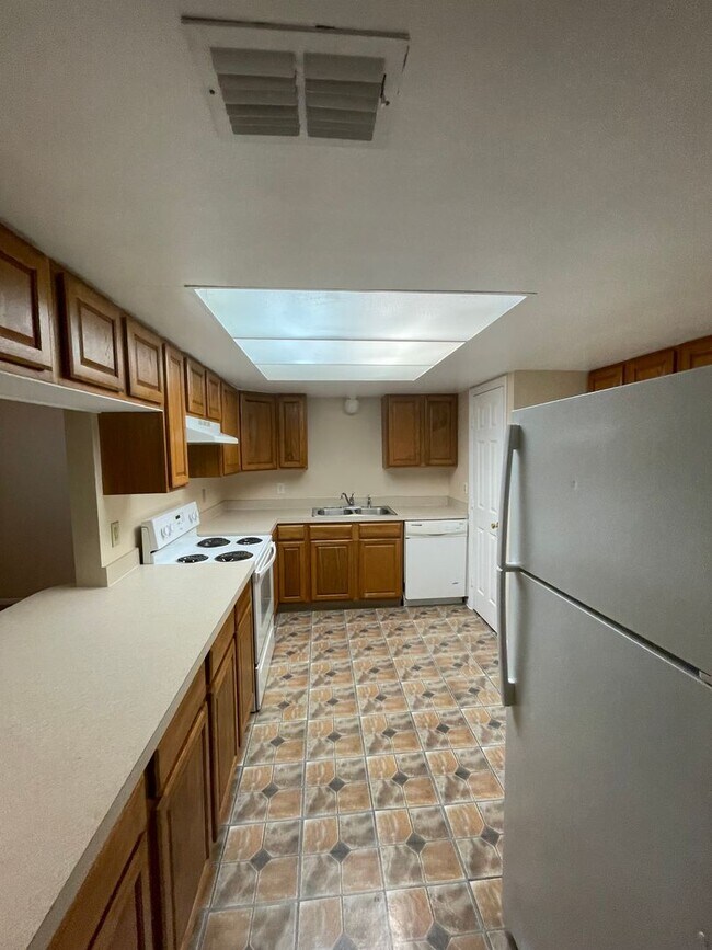 Photo - 2bed 2bath Ground Floor Condo for rent for... Unit D