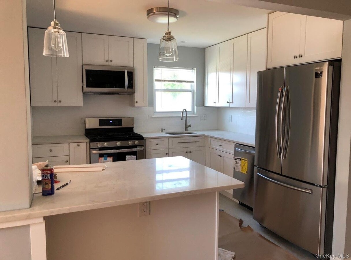 Photo - 157 Coventry Ave