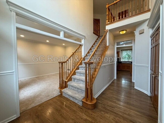 Photo - 882 Clarendon Ln