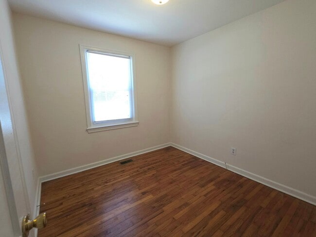 Photo - Move In Ready 3 Bedroom Ranch!