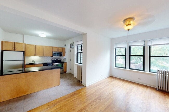 Photo - 5326-5336 S. Greenwood Avenue