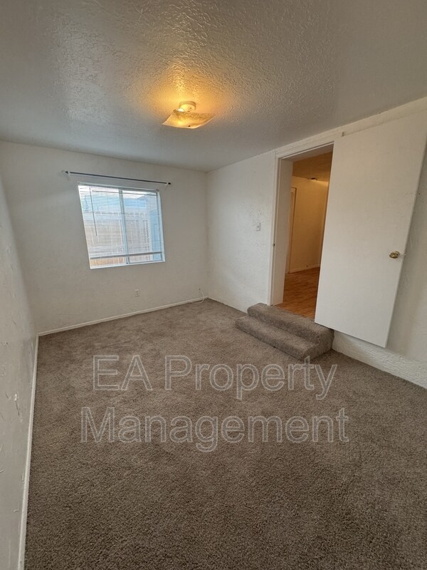 Photo - 8906 Guadalupe Trail NW House