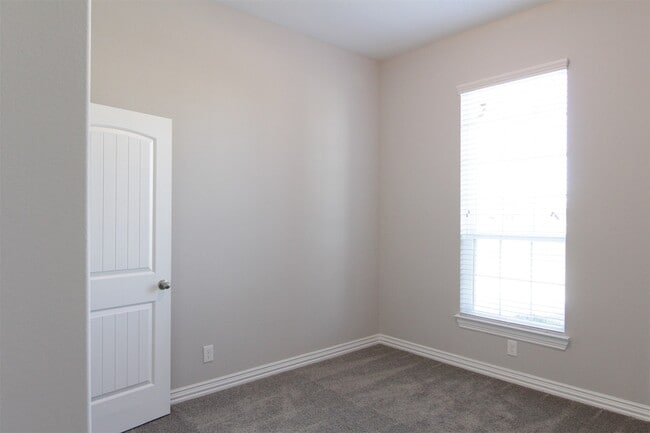 Photo - 31811 Dunham Lake Dr