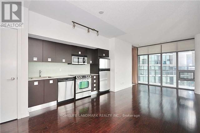 Photo - 33 Charles St E Unit 3003