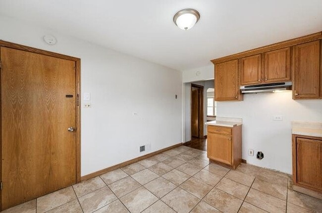 Photo - 3819 S 57th Ave
