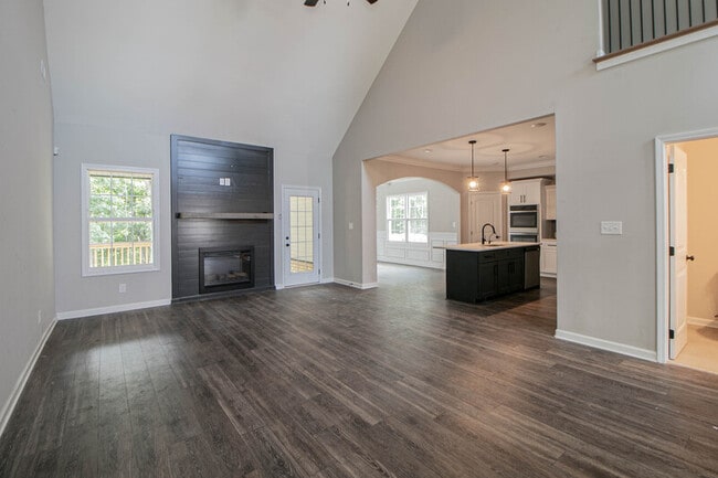 Photo - 2240 Dottie Ln