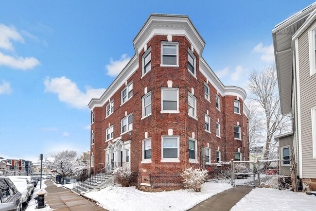 Photo - 107 School St Unit 1