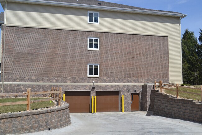 Coral Ridge Senior (55+) Apartments