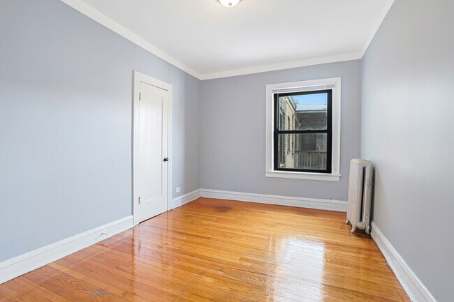 Photo - 7255-7257 S Calumet Ave