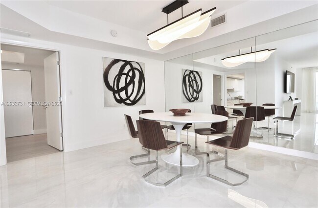 Photo - 7000 Island Blvd Unidad 2605