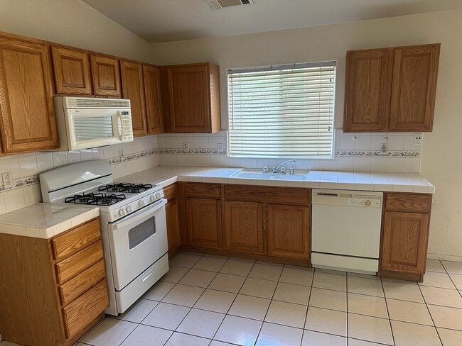 Photo - 4018 W Elowin Ct