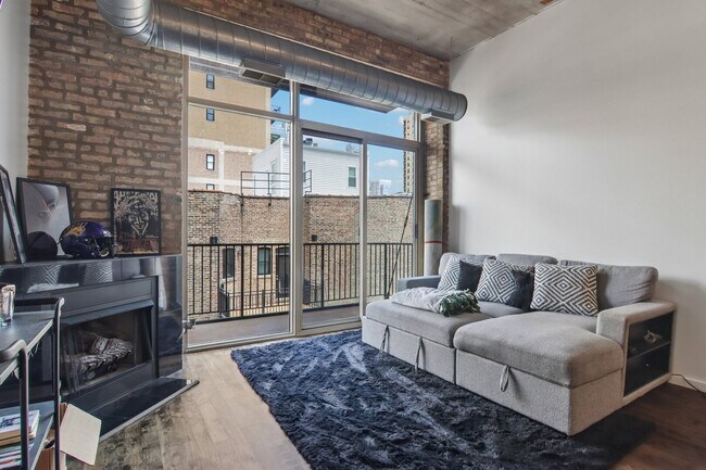 Photo - 1528 S Wabash Ave