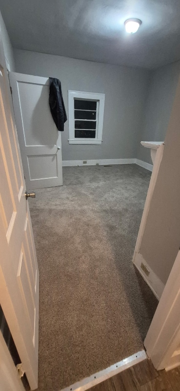 Photo - 913 Faison St E