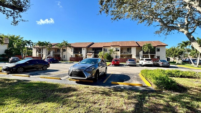 Building Photo - 7931 Southgate Blvd Unit E8