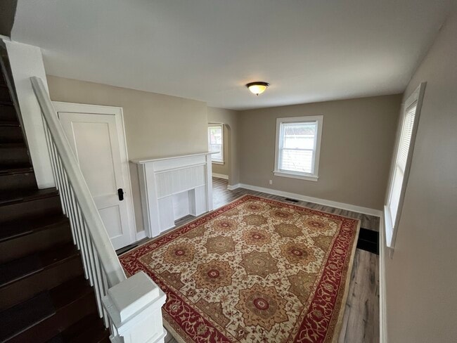 Photo - 211 Snyder St