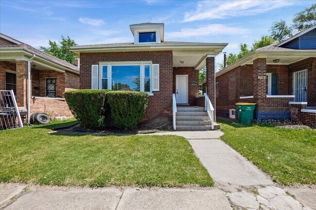 Building Photo - 3761 Jackson St